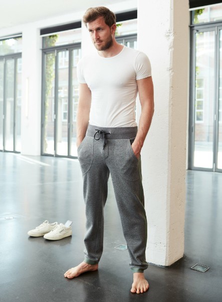 Free Sewing Pattern For Men's Loose Sports Pants (Sizes 44-60